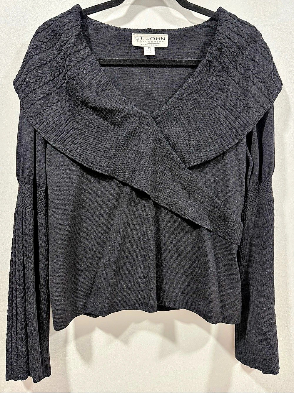 St. John Marie Gray Black Sweater Vintage Size 12